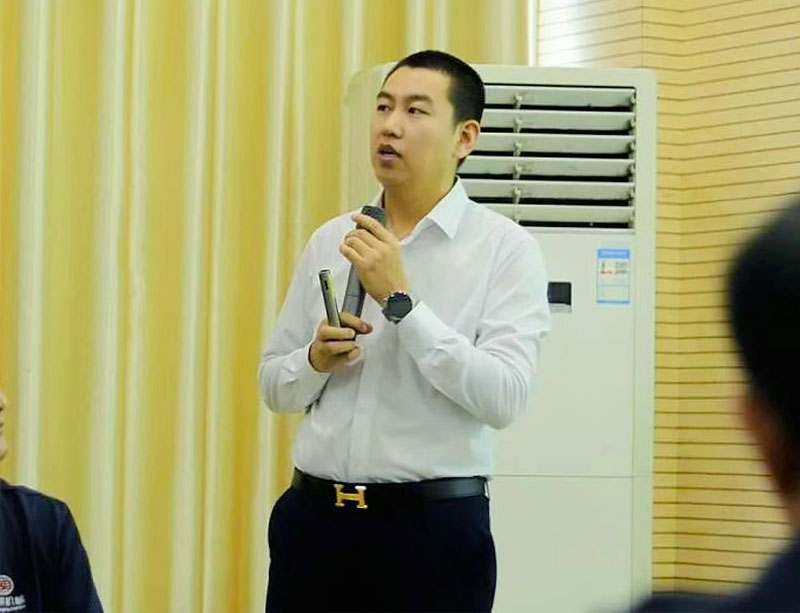 企业文化李老师.jpg 企业文化李老师.jpg