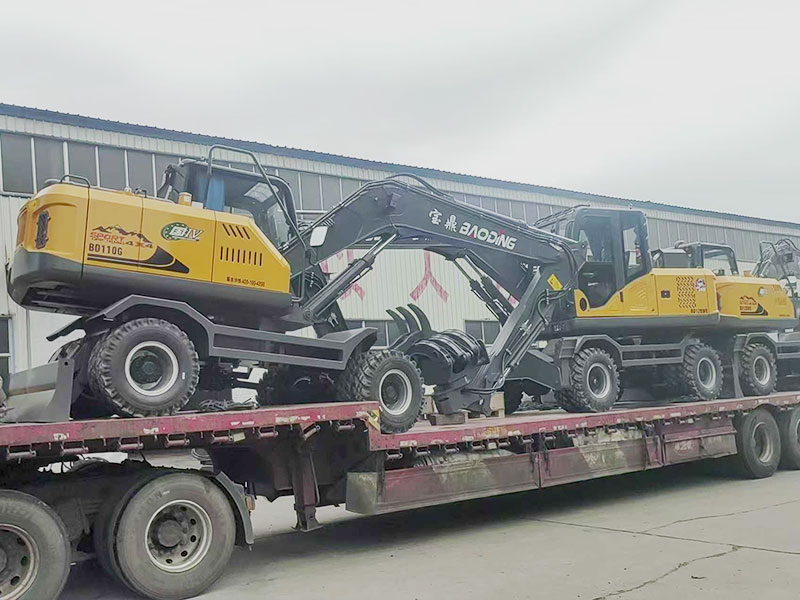 宝鼎抓木机发车.jpg